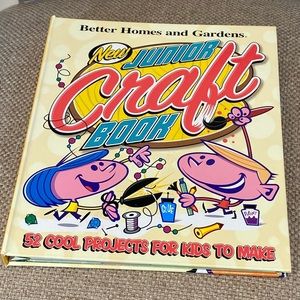 BETTER HOMES & GARDENS Junior Craft Book